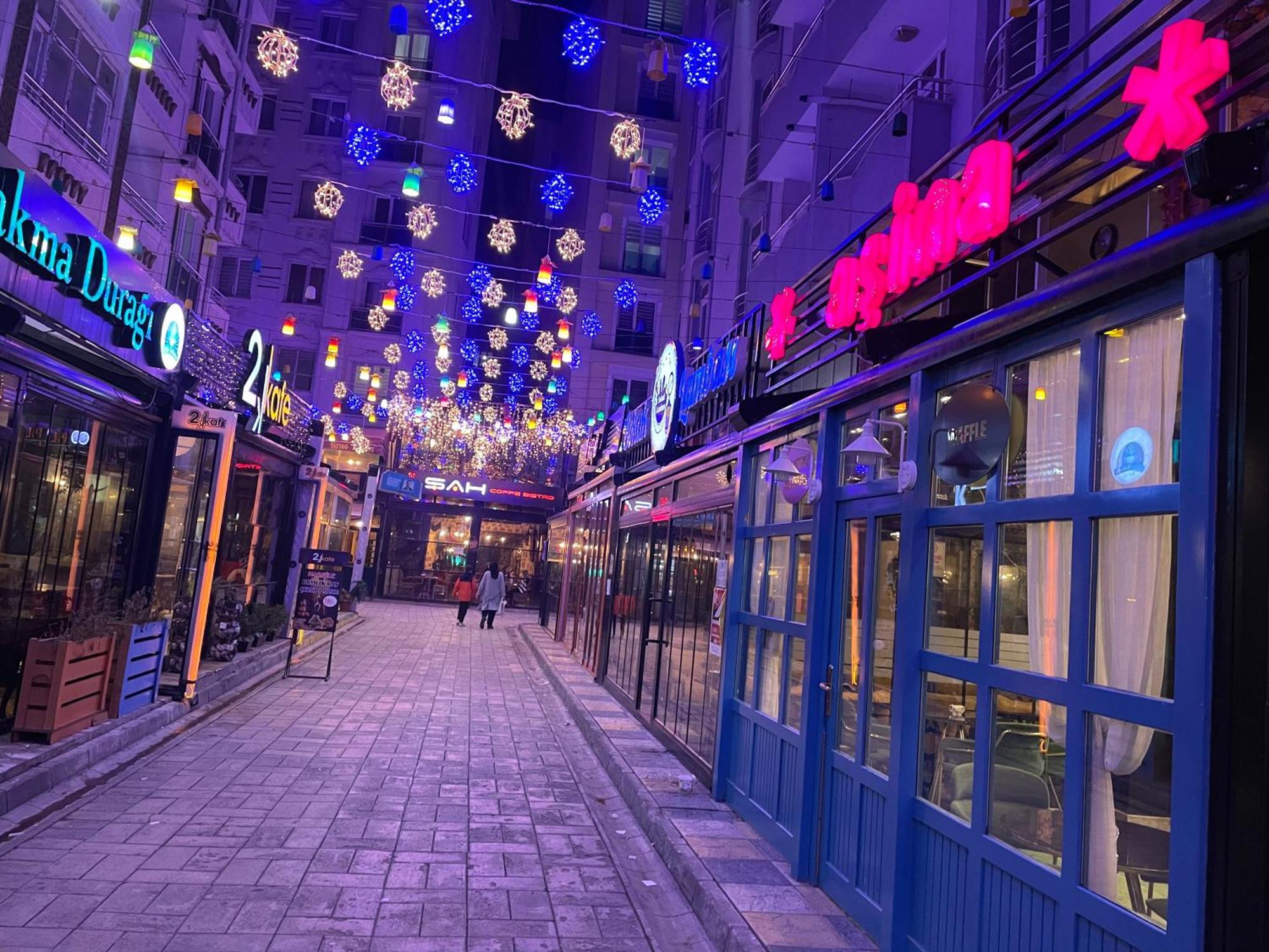 Apartament Sehir Merkezinde Luex